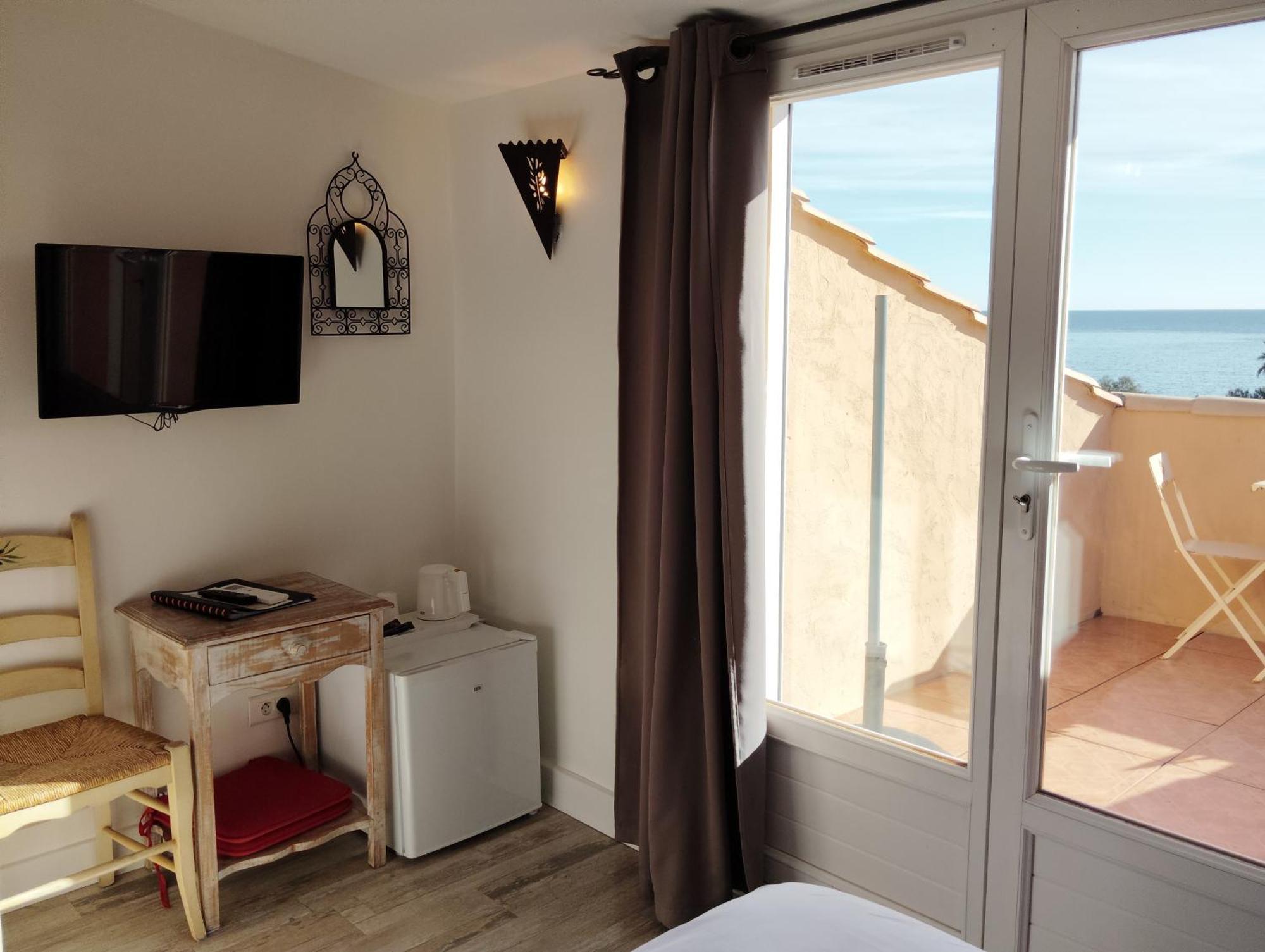 Hotel Les Calanques Les Issambres Buitenkant foto