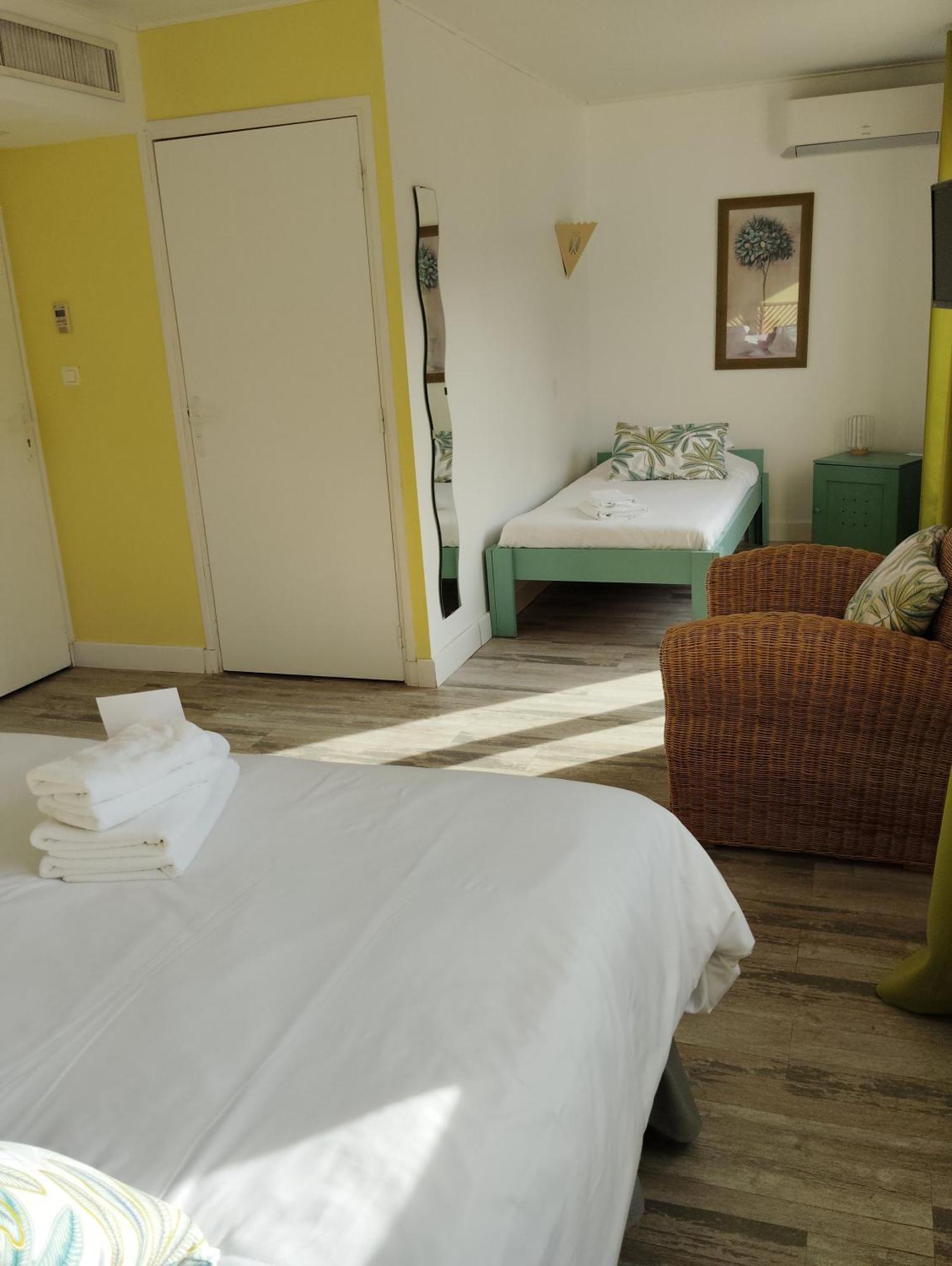 Hotel Les Calanques Les Issambres Buitenkant foto